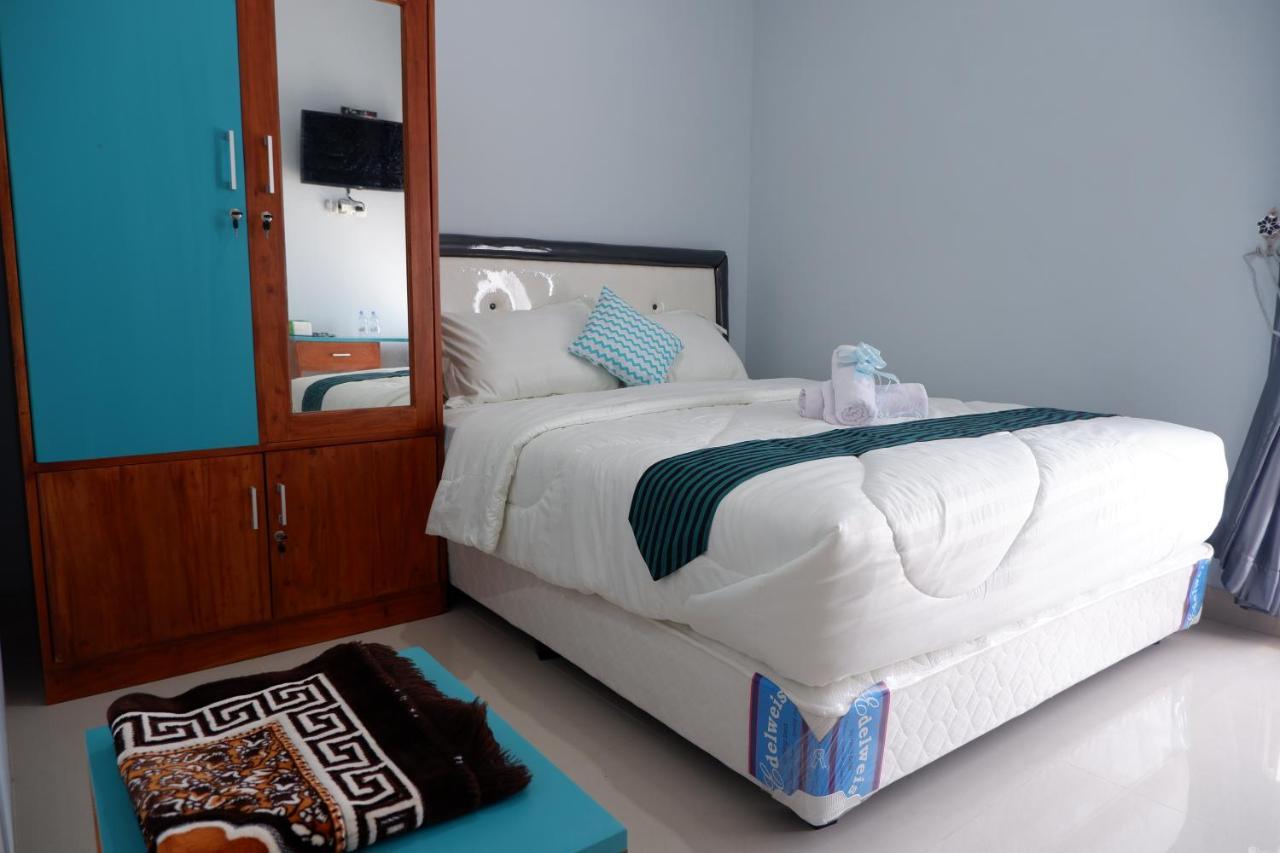 Griya Tetirah Syariah RedPartner Hotel Wates  Bagian luar foto